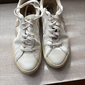 Veja Women's Sneakers